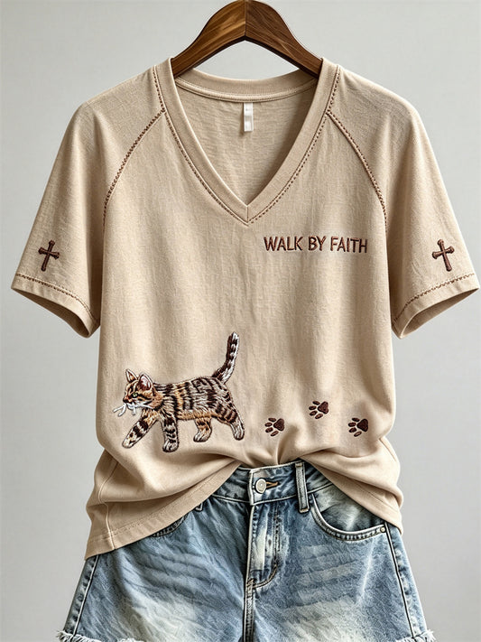 Women's Walk By Faith Tabby Cat & Paw Prints short-sleeved T-shirt